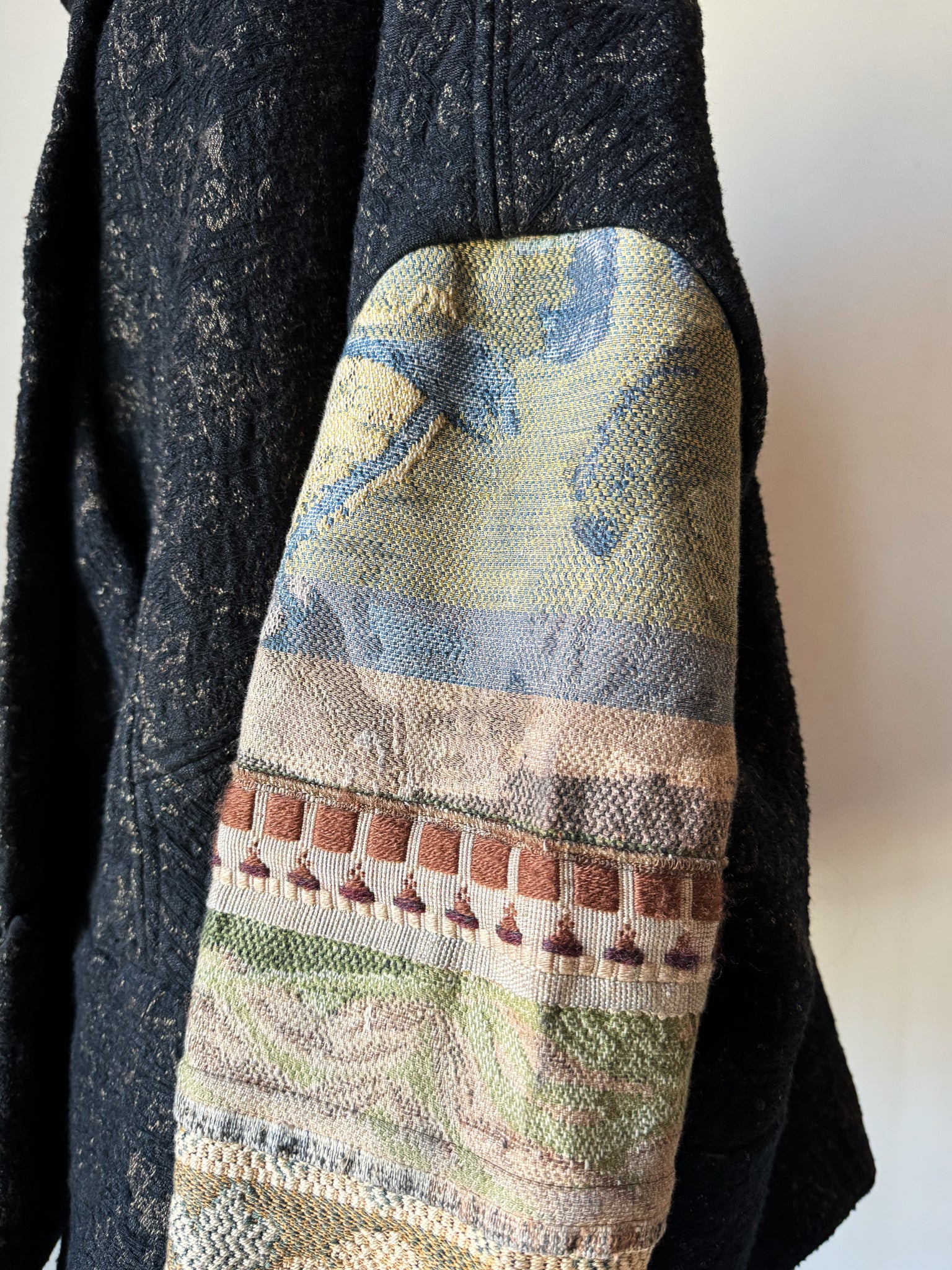 reverse tapestry sleeve cocoon