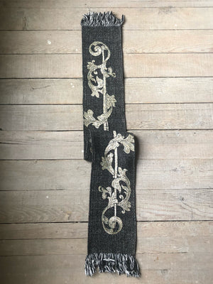 flemish engraving scarf grey/black/sepia