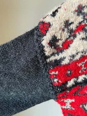 carpet border fragment knit pullover