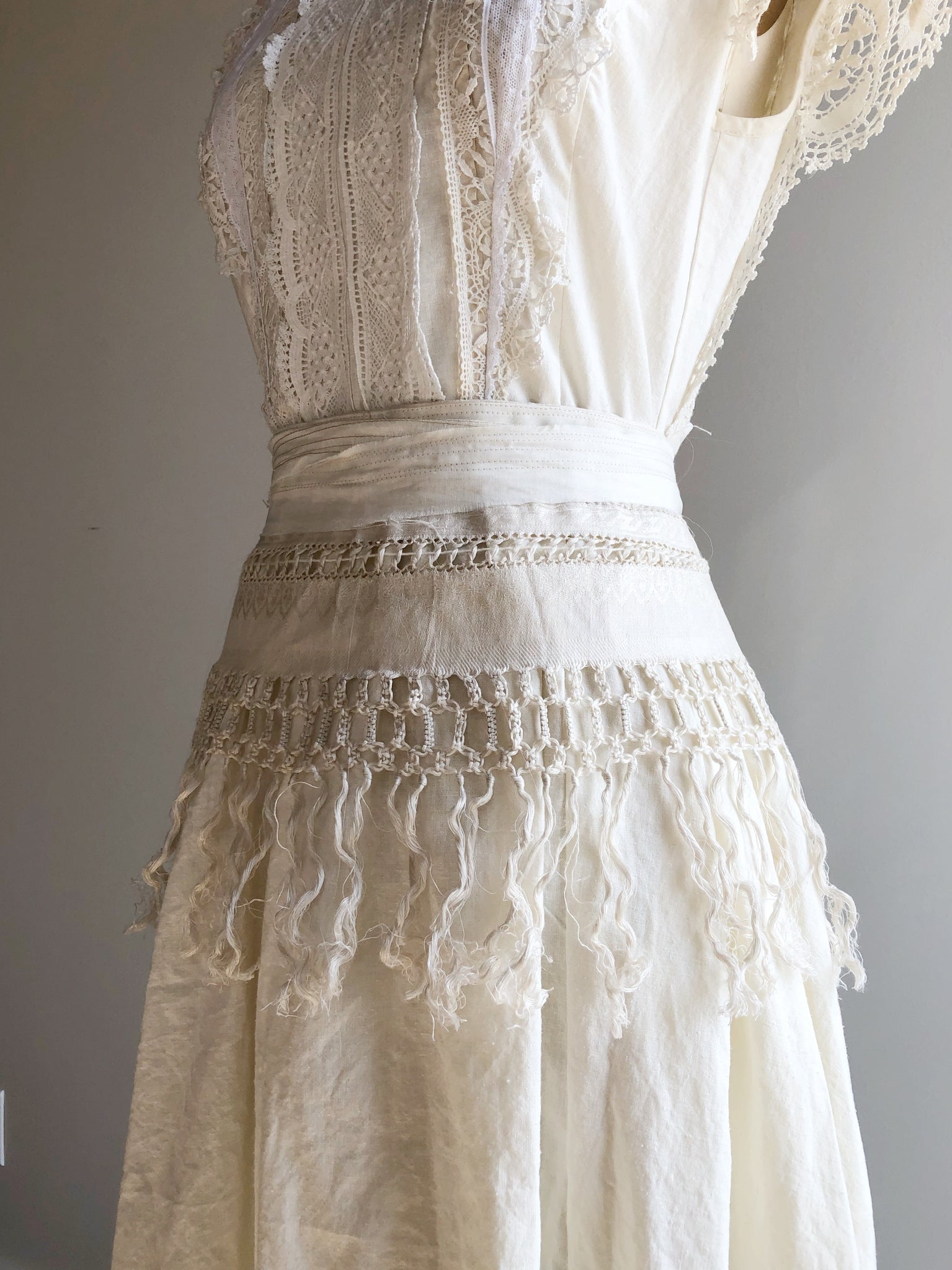 lillian lace dress